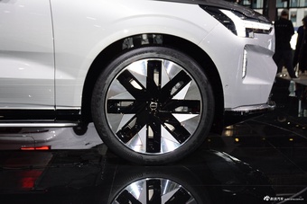 2023上海车展实拍：沃尔沃EX90