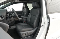 2026款格瑞维亚 2.5L混动 尊贵PLUS版