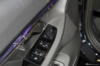 2026款宝马i5 eDrive 40L M运动套装