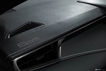 2026款卡罗拉 Touring Active Sport 60周年 日本版 官图