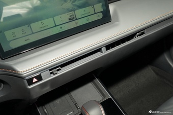 2026款锋兰达 2.0L 智能电混双擎 豪华版