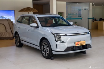 2026款山海L7 PLUS 220km豪华版 5座