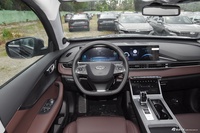 2025款瑞虎7 卓越版 1.5T CVT尊贵版