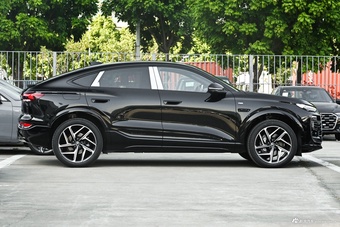 2026款奥迪Q6L Sportback e-tron 首发领航版