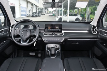 2024款金刚炮2.0T自动8AT柴油两驱精英型长箱图片