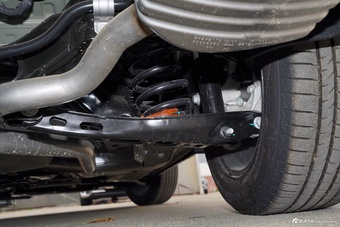 2025款昂科威Plus 28T 两驱白金版