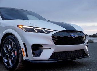 2026款福特电马 Mach-E GT California Special Package