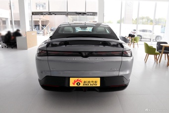 2024款极狐 阿尔法S5 560MAX 185kW