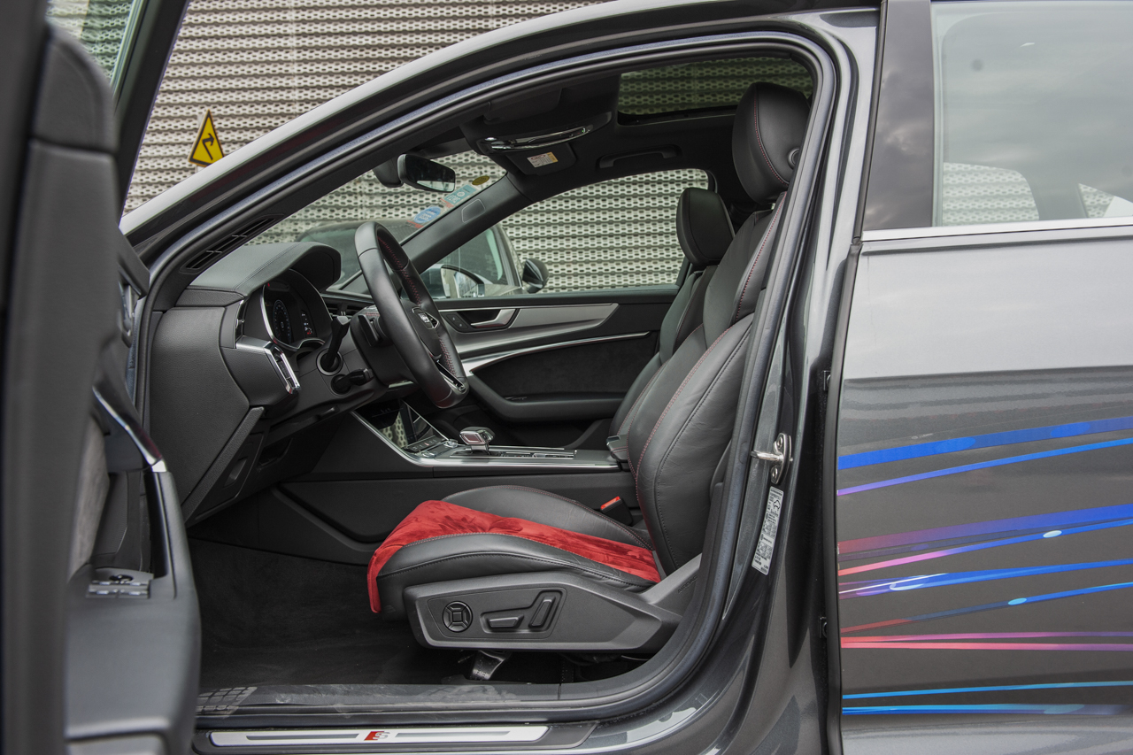 2019款奥迪A6L 2.0T自动尊享动感型