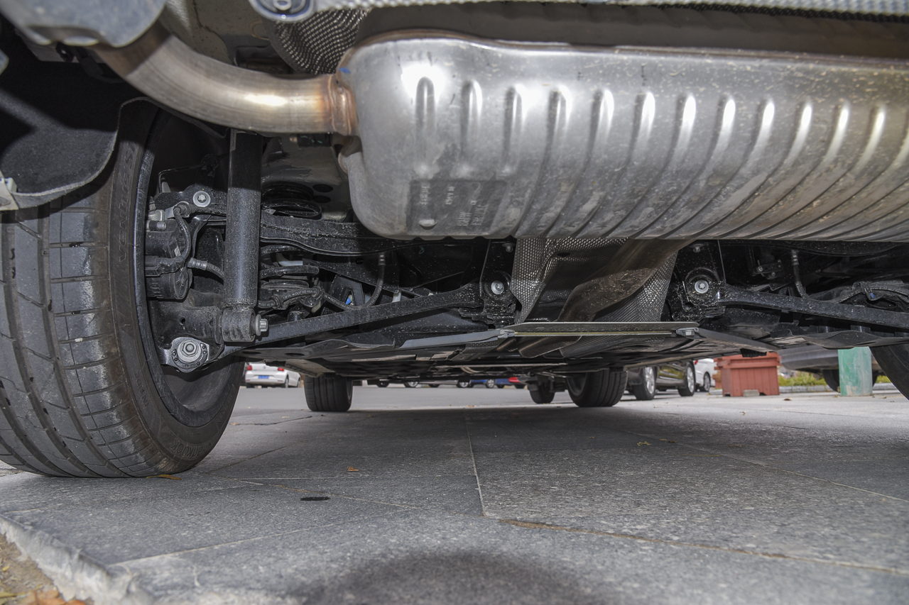 2020款宝马X2 sDrive25i尊享型M运动套装