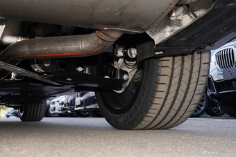 2026款宝马X5 xDrive 30Li 尊享型 M运动曜夜套装