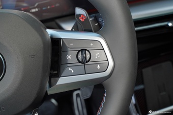 2025款宝马X1 M35Li