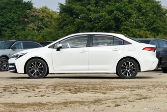 2026款雷凌L 智能电混双擎 1.8L 领先版