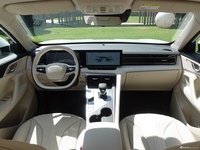 2024款荣威D5X 135科技版