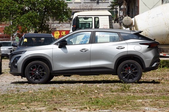 2025款瑞虎5x 高能版 1.5T CVT舒适型