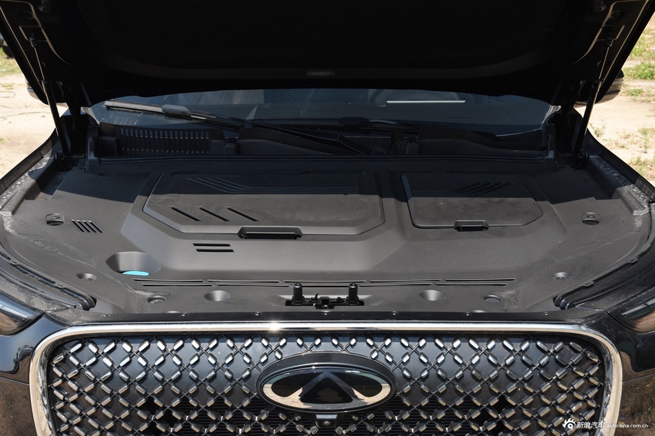 2025款瑞虎8 PLUS 390TGDI 自动环塔冠军版