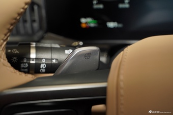 2025款豹8 智勇旗舰版 5座