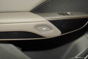 2025款红旗天工08 730 后驱智选版