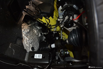 2025款MINI 2.0T COOPER S 艺术家 五门版