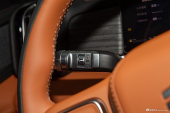 2026款山海L7 PLUS 220km豪华版 5座