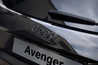 2026款Avenger Black Edition 官图