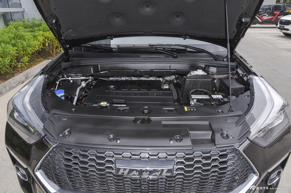 2020款哈弗H6 Coupe智联版1.5T两驱豪华智联型