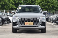2026款奥迪Q5L 45周年典藏版 40 TFSI 时尚动感型