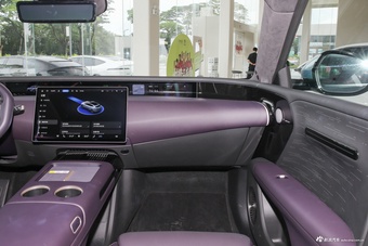 2026款阿维塔07 Max+ 纯电版
