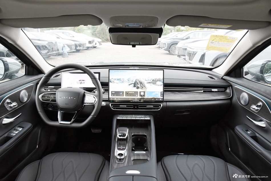 2025款艾瑞泽8 PRO 1.6T 豪华型