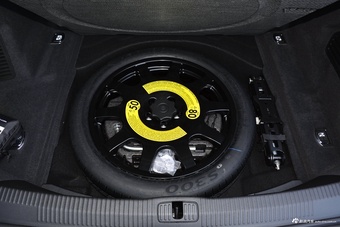 2022款奥迪A8L Horch创始人版 经典型