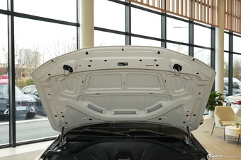 2025款宝马i4 eDrive35