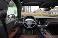 2021款沃尔沃V60 B5 智远豪华版