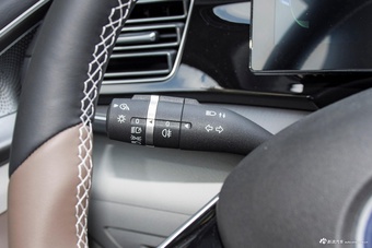 2024款秦PLUS EV 荣耀版 420KM超越型