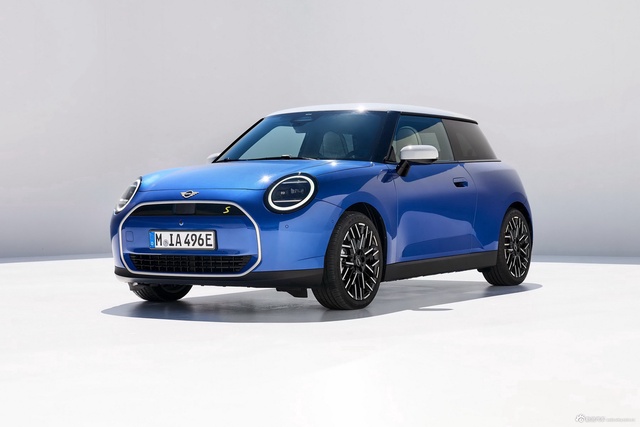 MINI EV