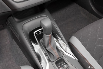 2024款卡罗拉 1.2T 先锋版