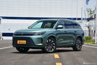 2022款问界M7 1.5T 增程式 四驱豪华版