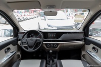 2023款长安星卡 1.5L双排2.55米载货汽车豪华型