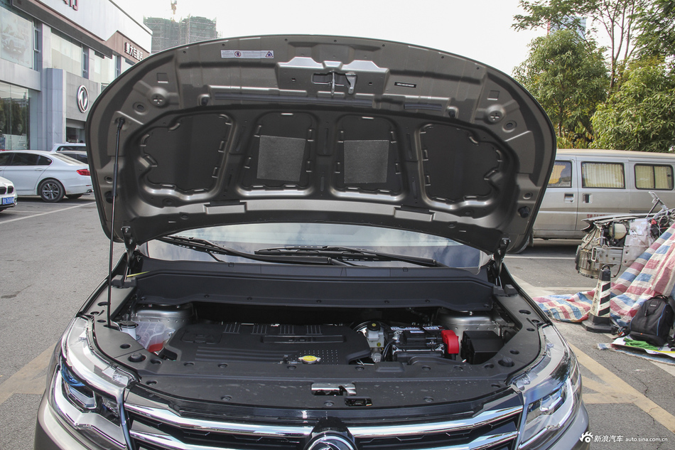 2019款风行SX6 1.6L手动豪华型国VI