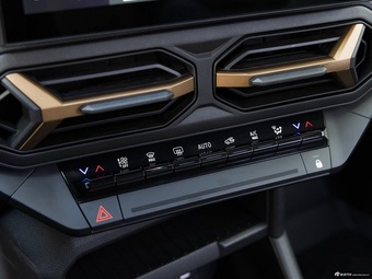 2025款Bigster TCe 130 4x4 Extreme