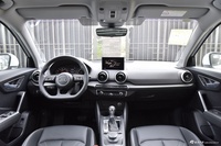 2025款奥迪Q2L 35 TFSI 时尚动感型