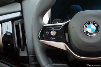 2025款宝马X3 改款 xDrive25L 豪华套装