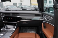 2026款奥迪A6L 45 TFSI 臻选动感型