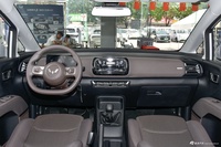 2025款五菱星光730 1.5T 6MT 舒适型