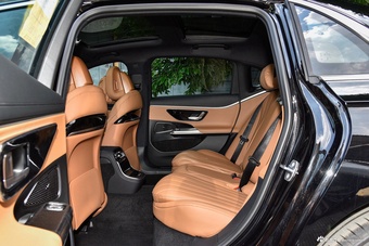 2024款奔驰E级 改款二 E 260 L