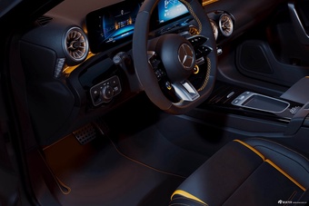 2026款AMG A 45 S 4MATIC+ Final Edition 官图
