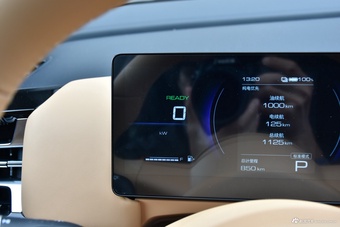 2025款五菱星光730 PHEV 125km 豪华型