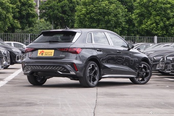2025款奥迪A3 Sportback 35TFSI 飞驰尊享型
