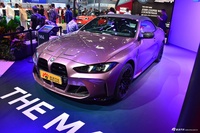 2024款宝马M4敞篷轿跑车 M xDrive 雷霆版