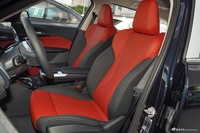 2025款宝马iX1 eDrive25L X设计套装