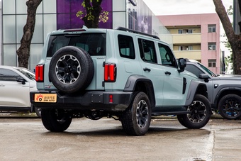 2026款坦克300L Hi4-T